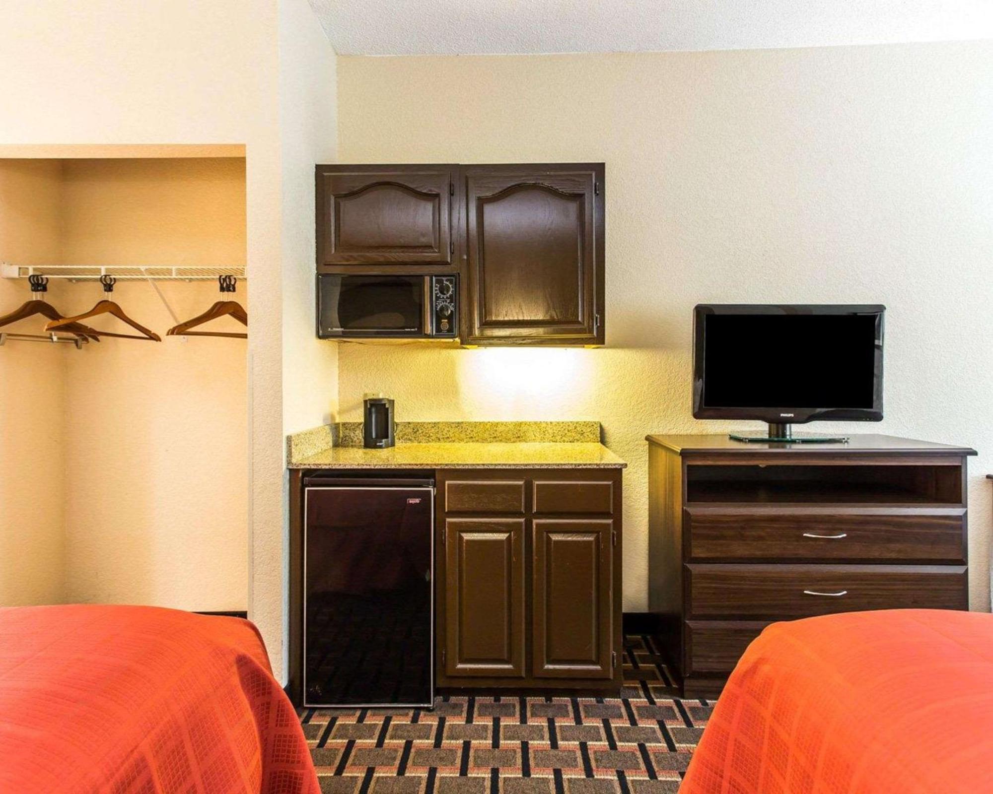 Quality Suites Hickory South Ngoại thất bức ảnh