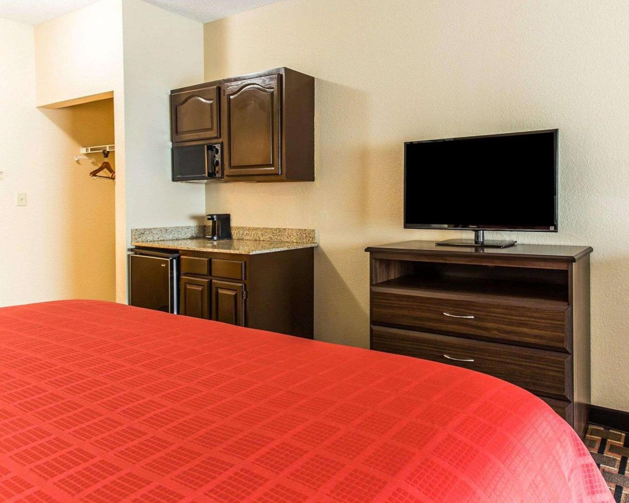 Quality Suites Hickory South Ngoại thất bức ảnh