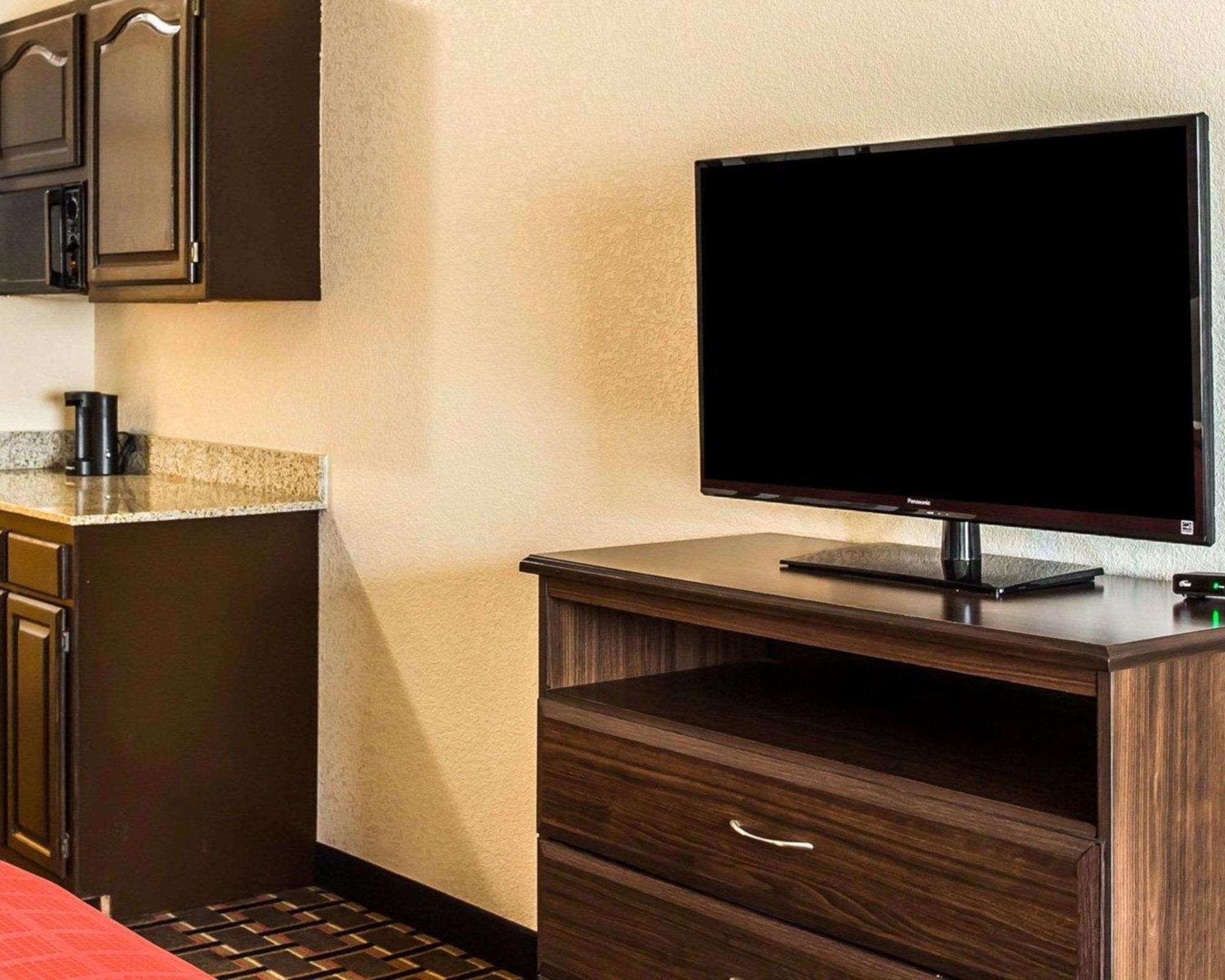 Quality Suites Hickory South Ngoại thất bức ảnh