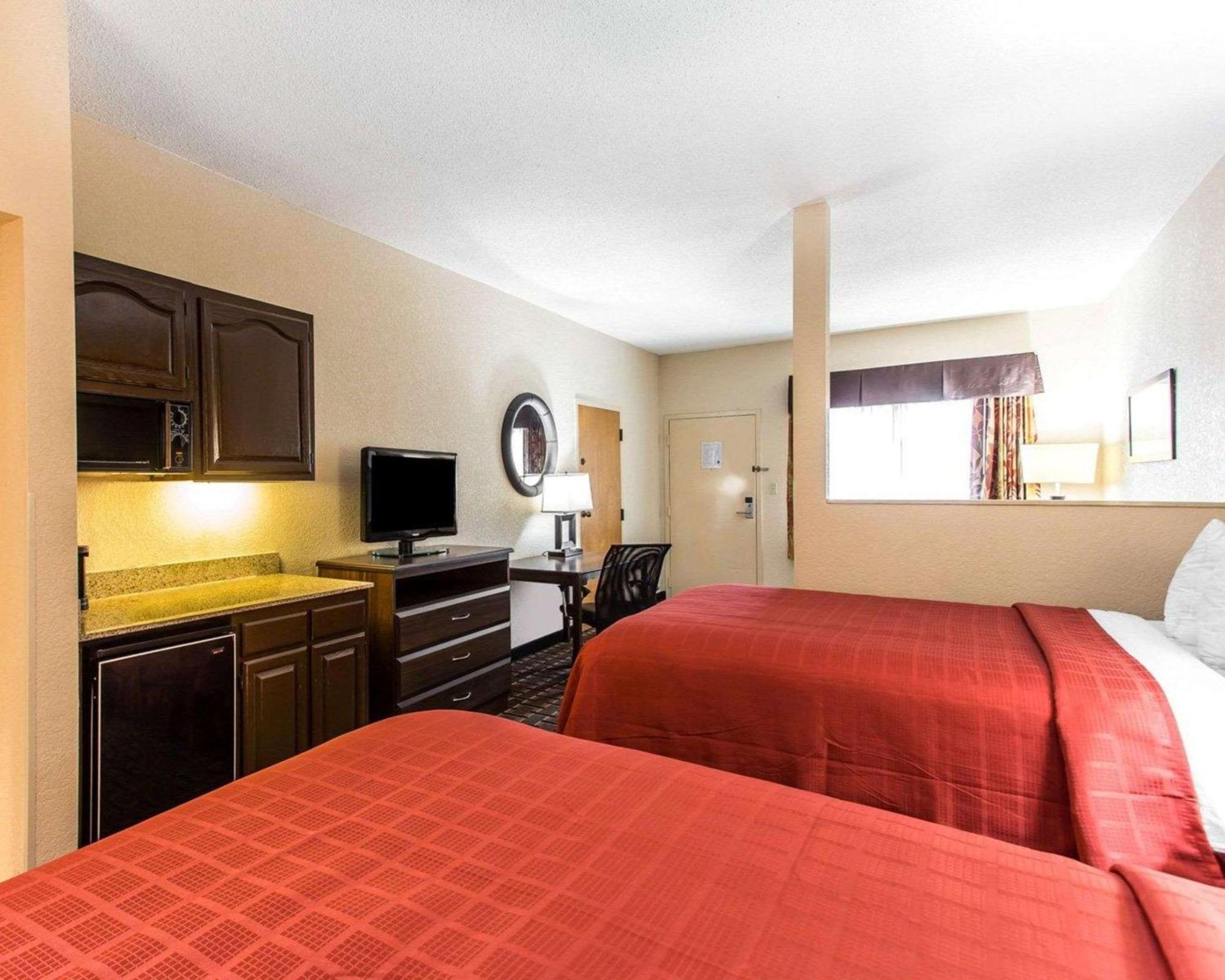 Quality Suites Hickory South Ngoại thất bức ảnh