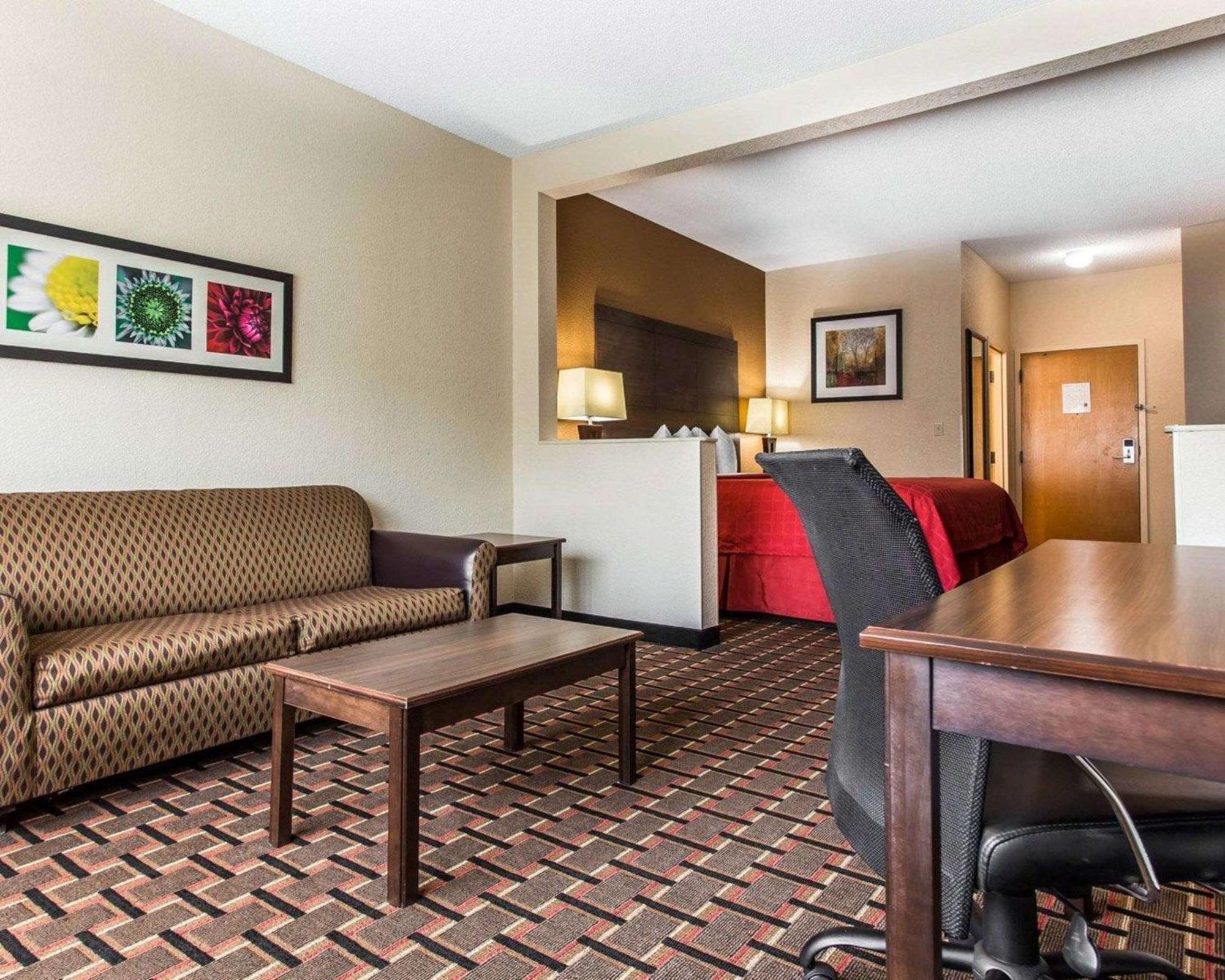 Quality Suites Hickory South Ngoại thất bức ảnh