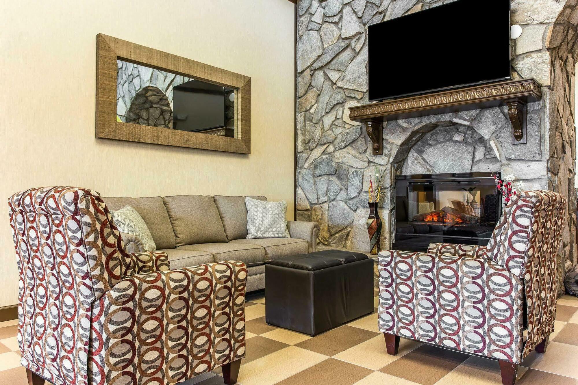 Quality Suites Hickory South Ngoại thất bức ảnh