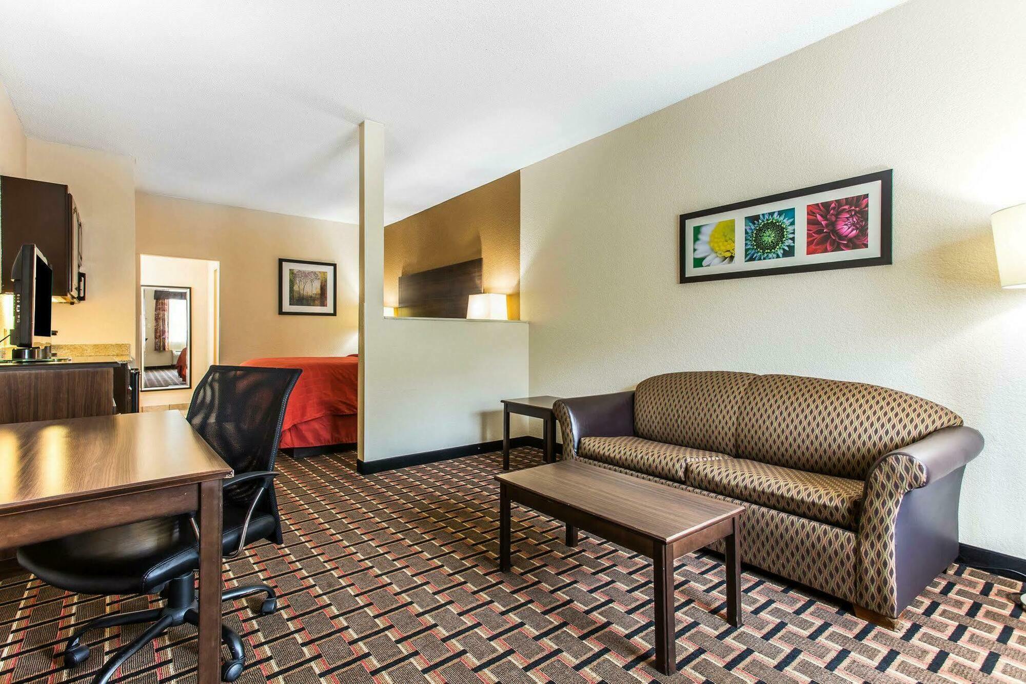 Quality Suites Hickory South Ngoại thất bức ảnh